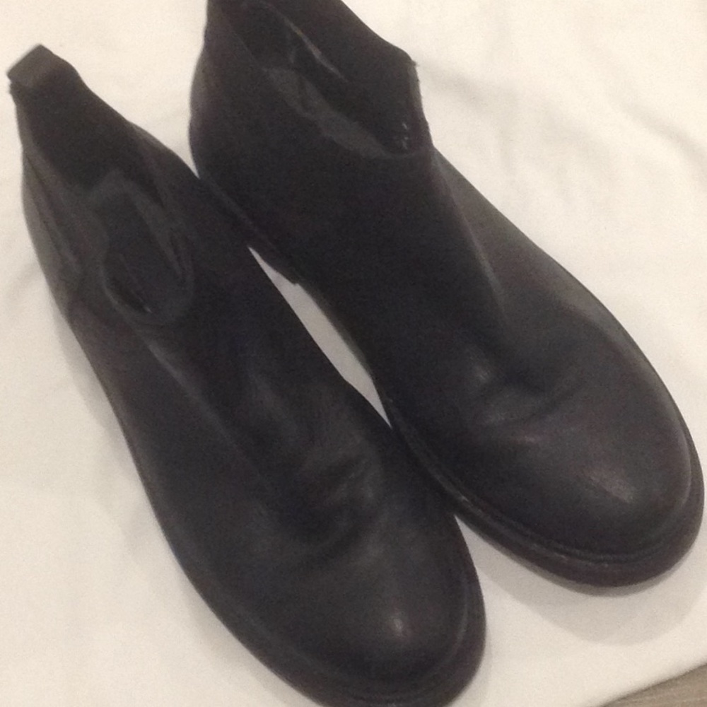 Zara Leather boys boot
